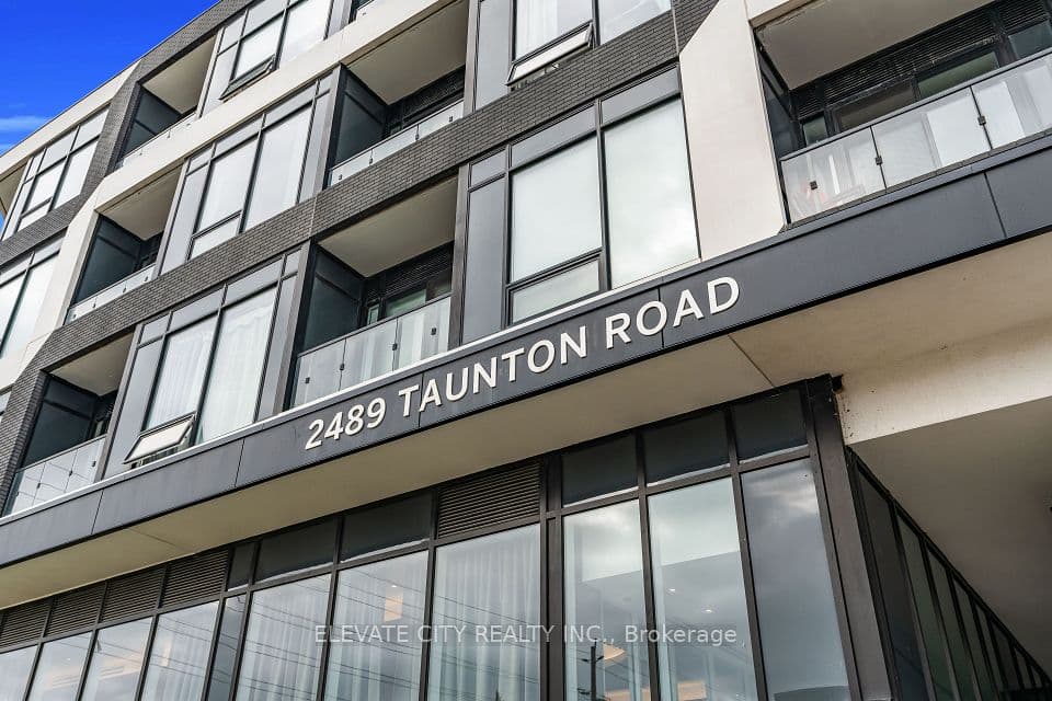 2489 Taunton Road 219, Oakville, ON L6H 3R9 – main photo