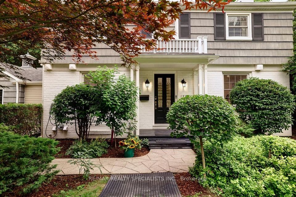 406 Christina Drive, Oakville, ON L6K 1H6 – photo 2