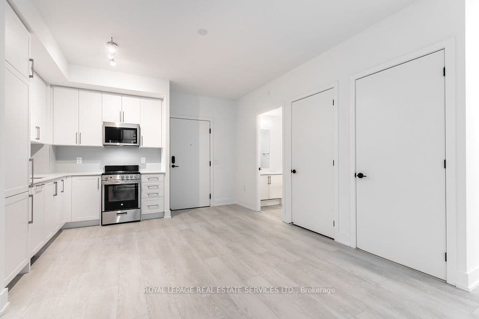 2450 Old Bronte Road 325, Oakville, ON L6M 5P6 – photo 3