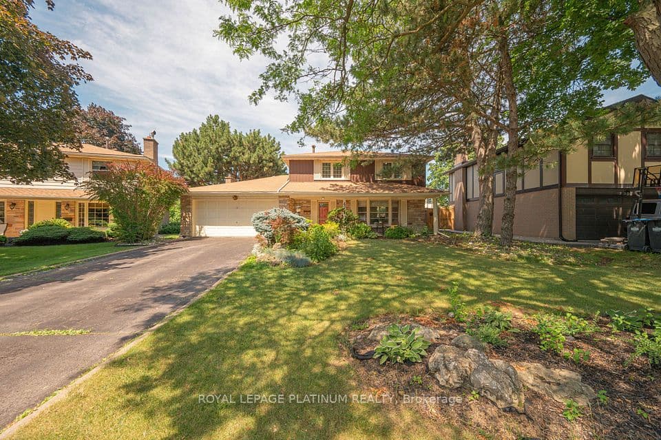 47 PARKVIEW Place, Brampton, ON L6W 2G2 – photo 2