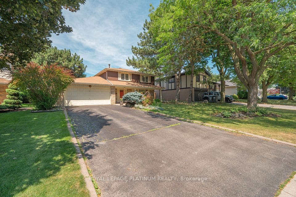 47 PARKVIEW Place, Brampton, ON L6W 2G2 – photo 3