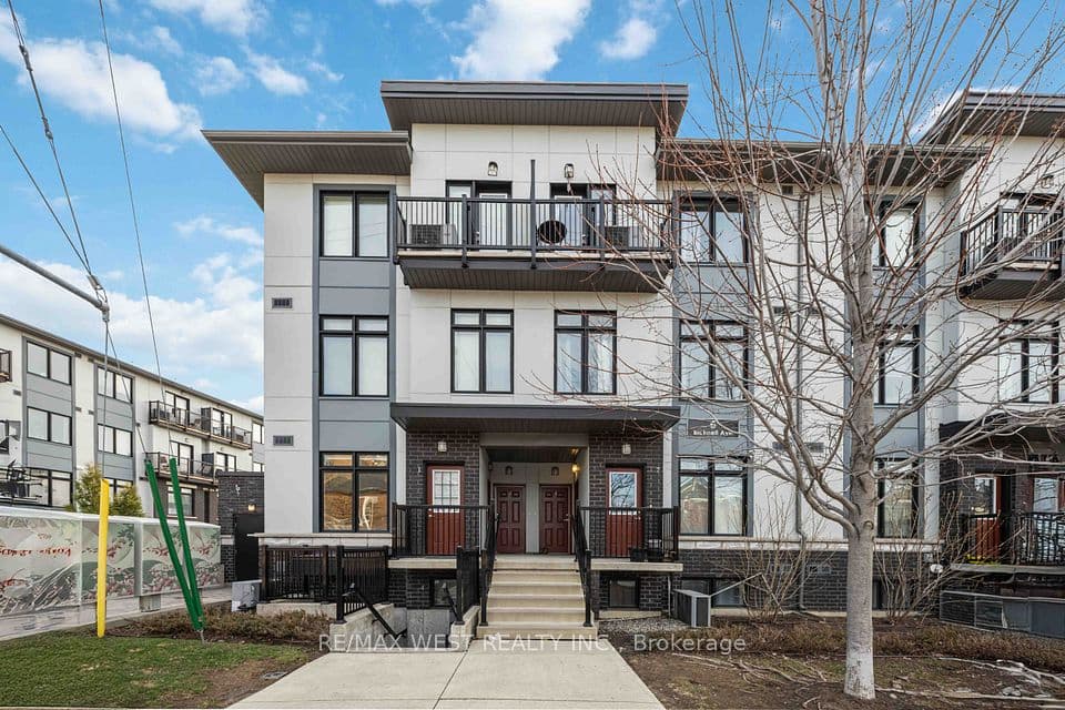 6 Bicknell Avenue 1, Toronto, ON M6M 0B4 – photo 2