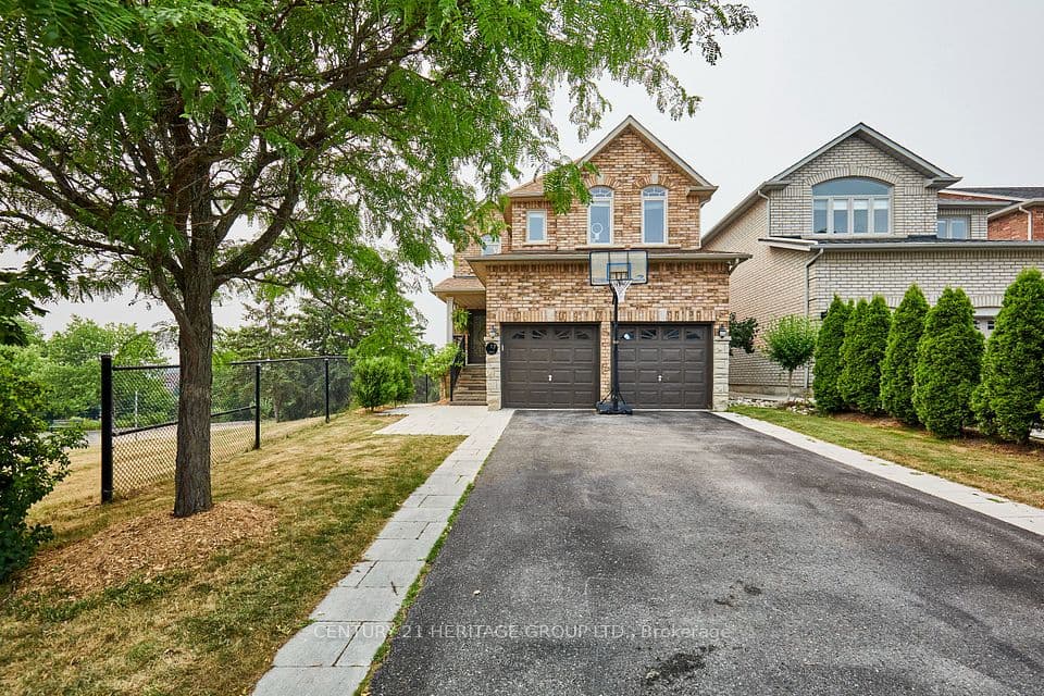 17 Shangrila Terrace, Caledon, ON L7E 2N2 – main photo