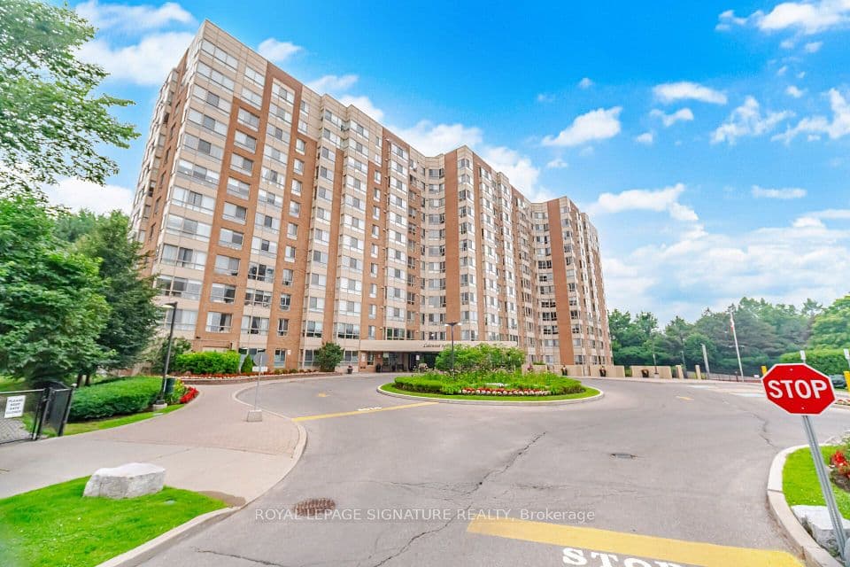1485 Lakeshore Road E 411, Mississauga, ON L5E 3G2 – main photo