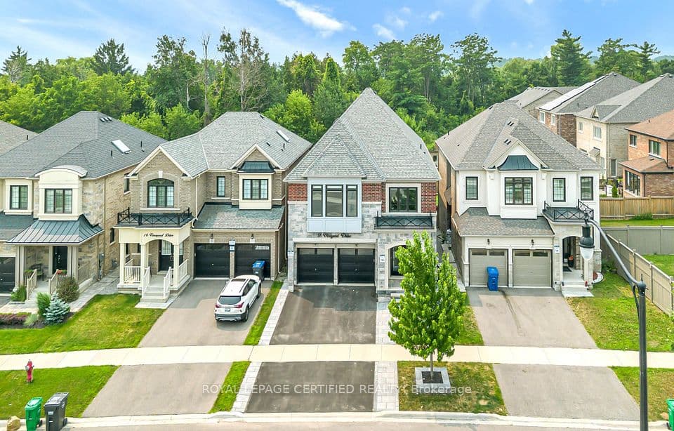 18 Vineyard Drive, Brampton, ON L6Y 2A5 – main photo