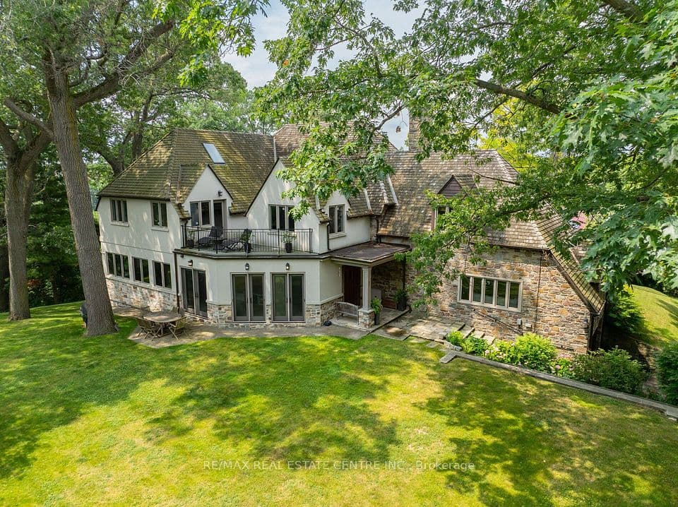 7 Riverside Trail, Toronto, ON M6S 1G6 – photo 3