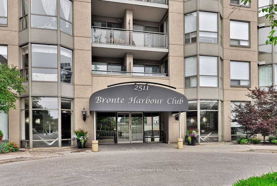 2511 Lakeshore Road W 407, Oakville, ON L6L 6L9 – photo 3