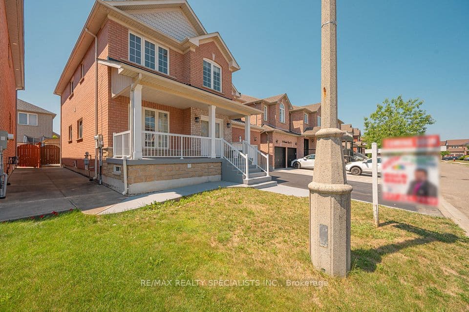 12 Mountain Gorge Road, Brampton, ON L6R 2X6 – photo 3