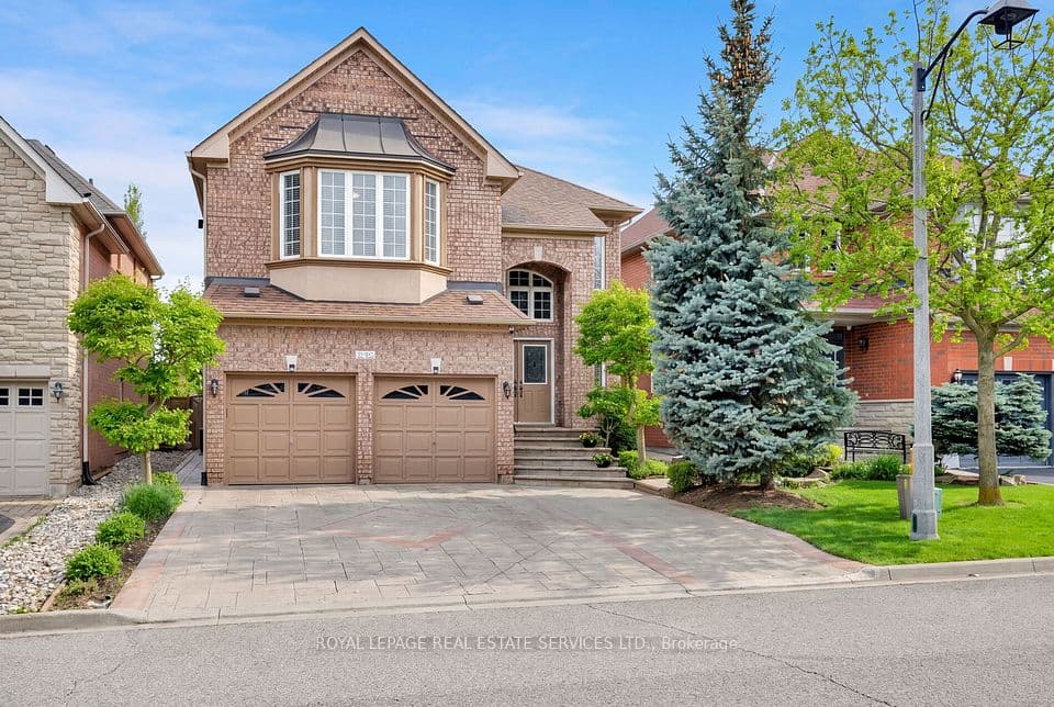 2252 Foxfield Road, Oakville, ON L6M 4C5 – main photo