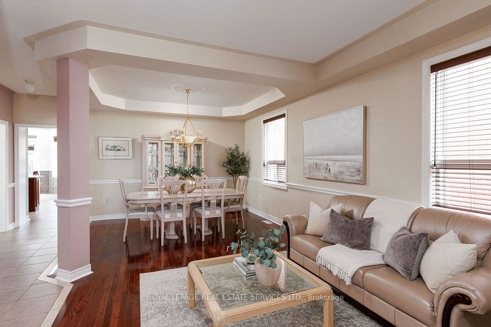 2252 Foxfield Road, Oakville, ON L6M 4C5 – photo 3