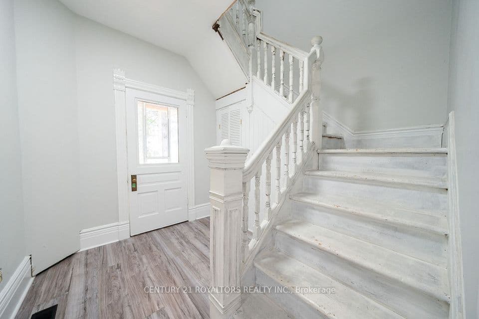 5112 King Street, Caledon, ON L7C 0R8 – photo 3