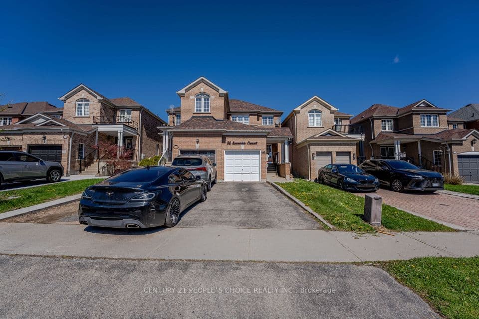 32 Summerdale Crescent, Brampton, ON L6X 4V8 – main photo