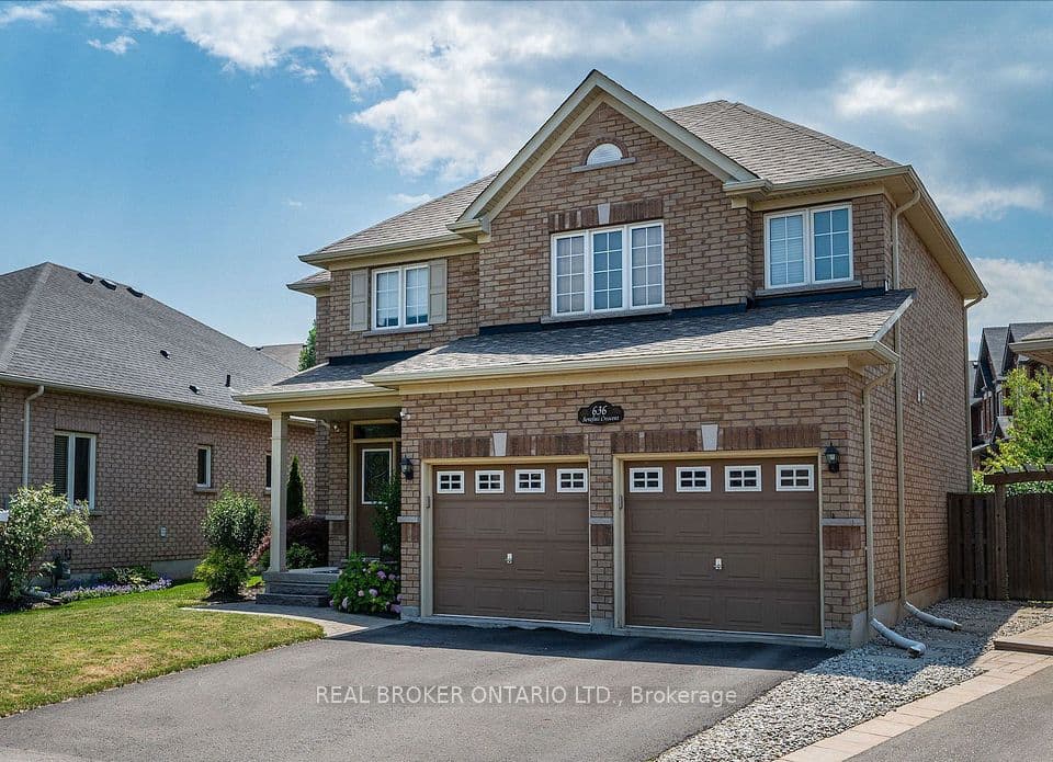 636 Serafini Crescent, Milton, ON L9T 7P1 – main photo
