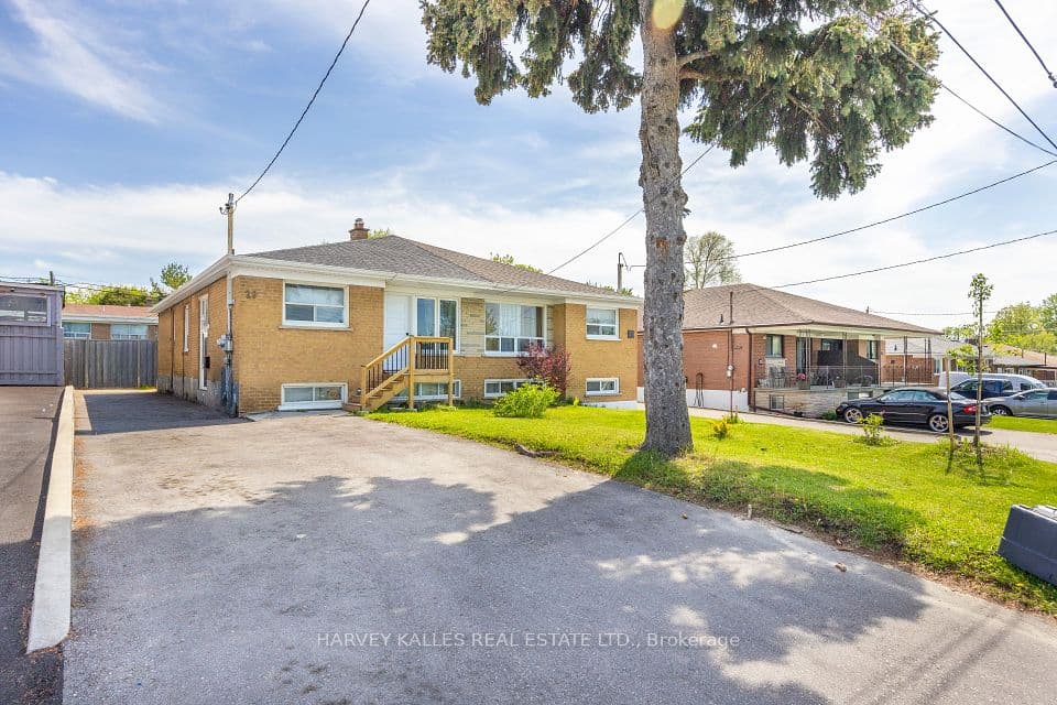 29 Giltspur Drive, Toronto, ON M3L 1M4 – photo 2
