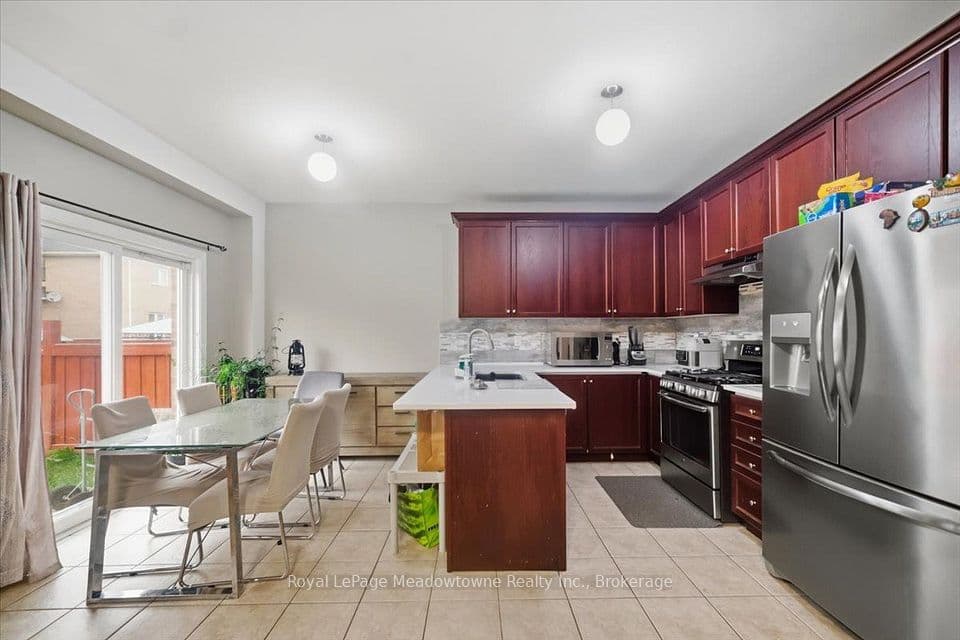 68 Game Creek Crescent, Brampton, ON L7A 0K3 – photo 2