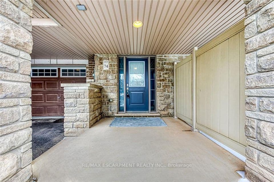 2435 Greenwich Drive 74, Oakville, ON L6M 0S4 – photo 2