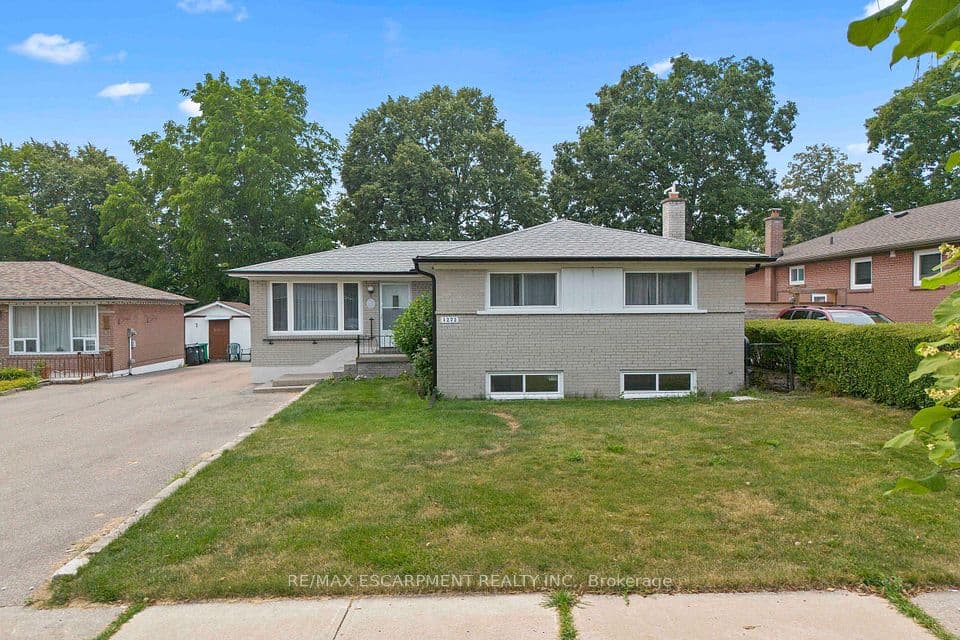 1272 Kelly Road, Mississauga, ON L5J 3T9 – main photo