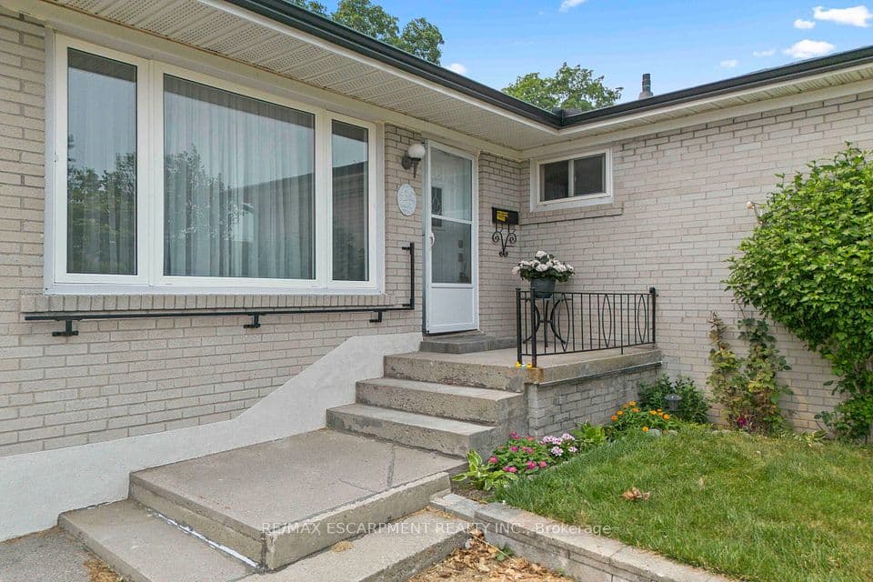 1272 Kelly Road, Mississauga, ON L5J 3T9 – photo 3