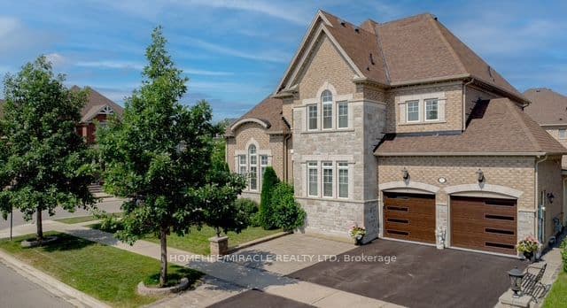 37 Degrey Drive, Brampton, ON L6P 3X5 – main photo