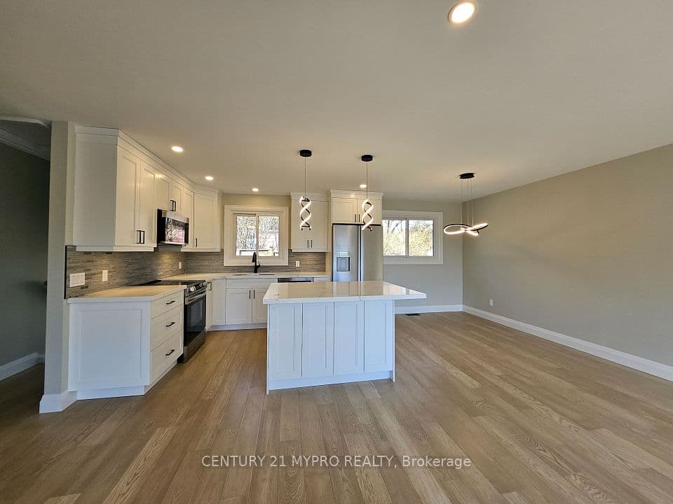 2135 Cobblestone Drive, Burlington, ON L7P 3K2 – photo 3