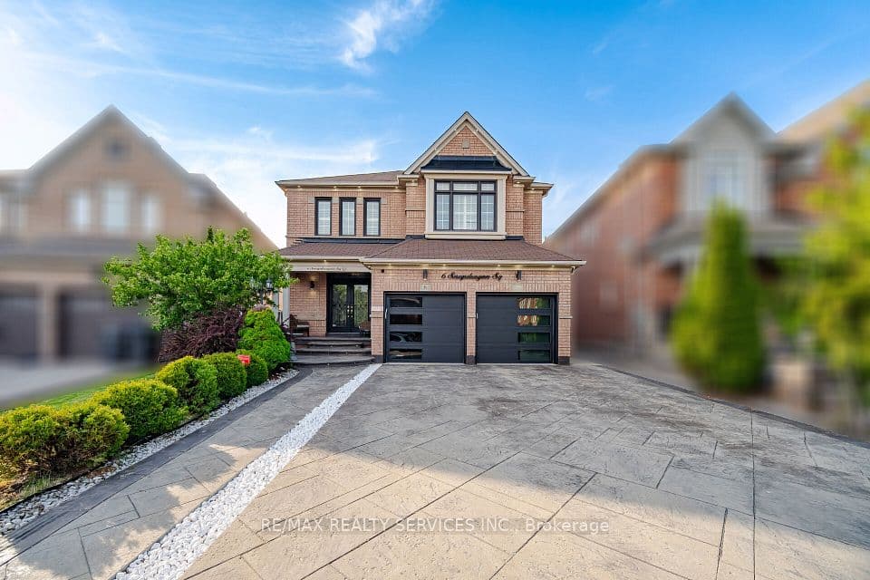 6 Snapdragon Square, Brampton, ON L6P 3K2 – main photo