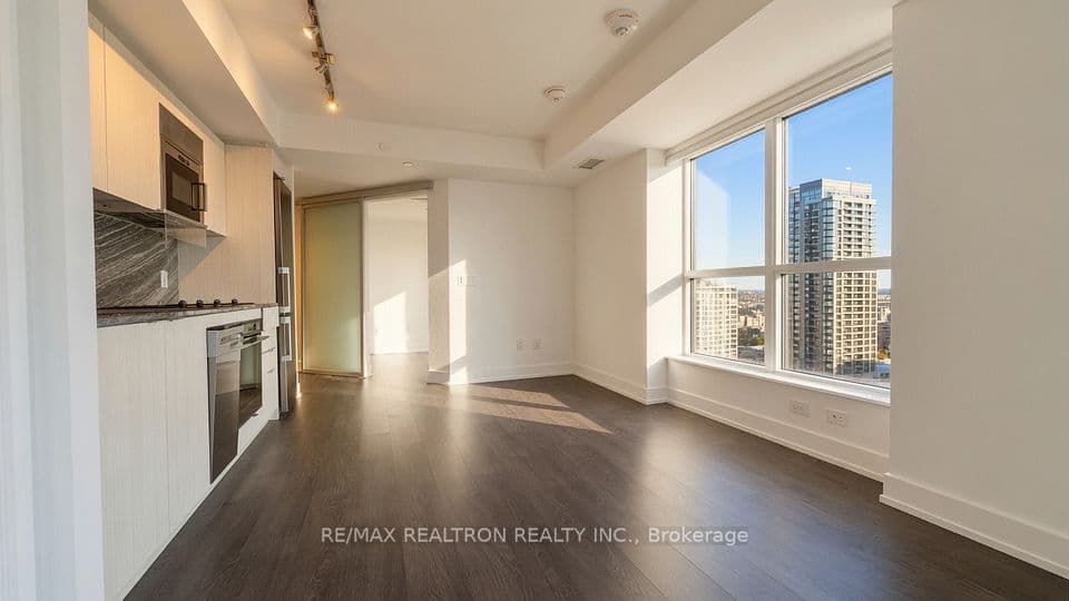 5 Mabelle Avenue 2533, Toronto, ON M9A 0C8 – photo 2