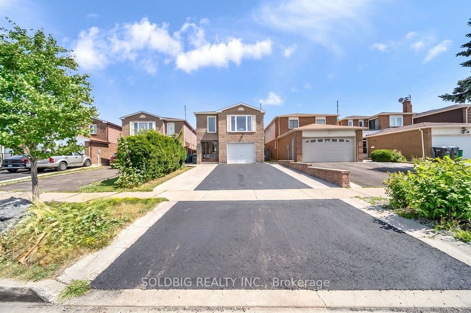76 Banting Crescent, Brampton, ON L6Y 2K9 – main photo