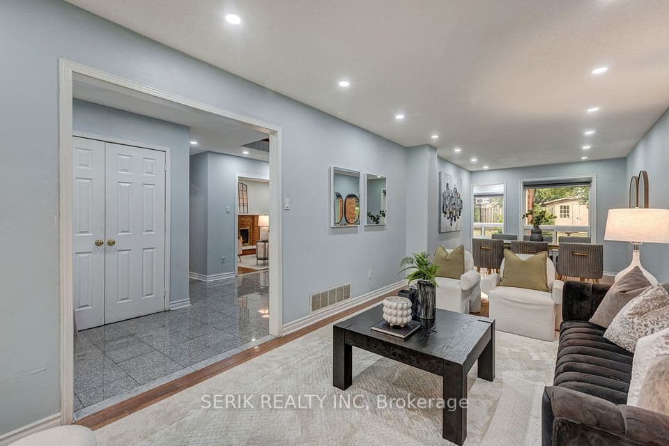 110 Havelock Drive, Brampton, ON L6W 4C6 – photo 2