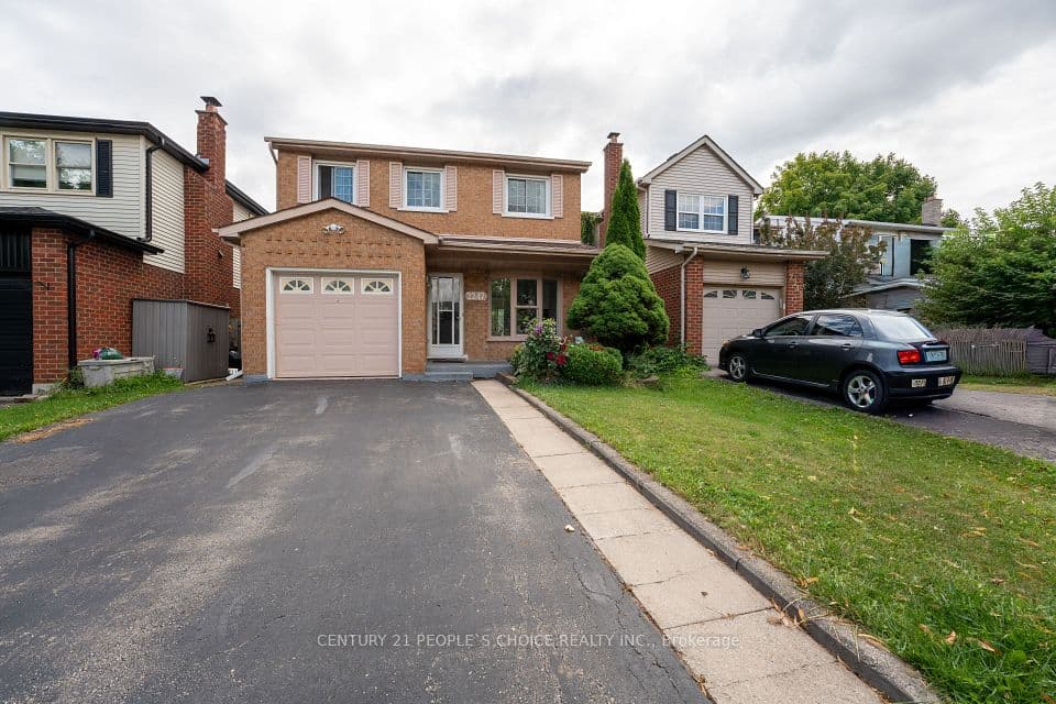 2247 Silverbirch Court, Burlington, ON L7M 3H4 – photo 2