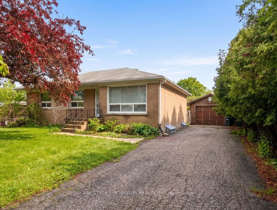 505 Sandmere Place, Oakville, ON L6L 4G5 – main photo