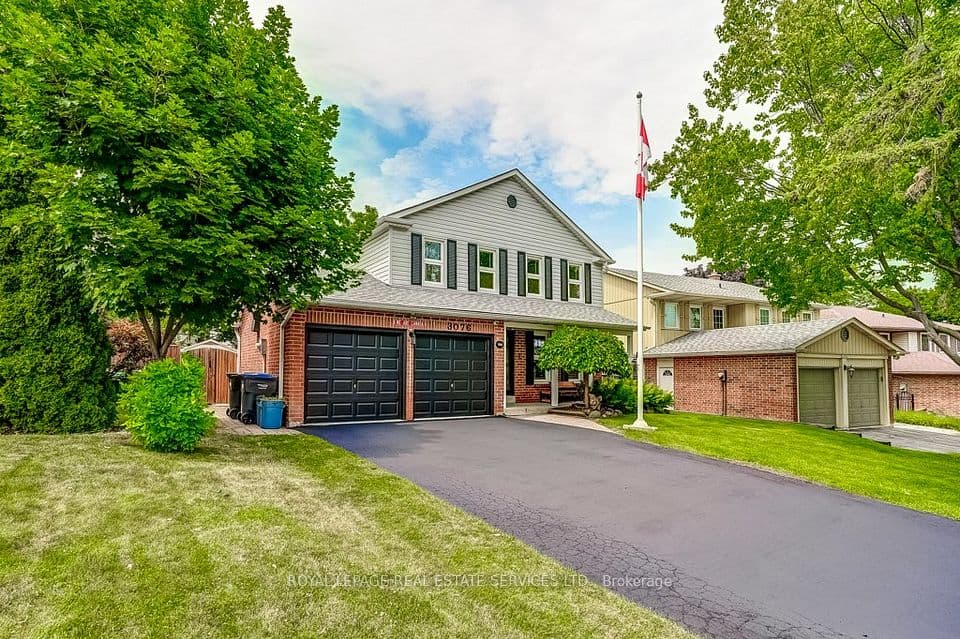 3076 Redstart Drive, Mississauga, ON L5L 2N3 – photo 2