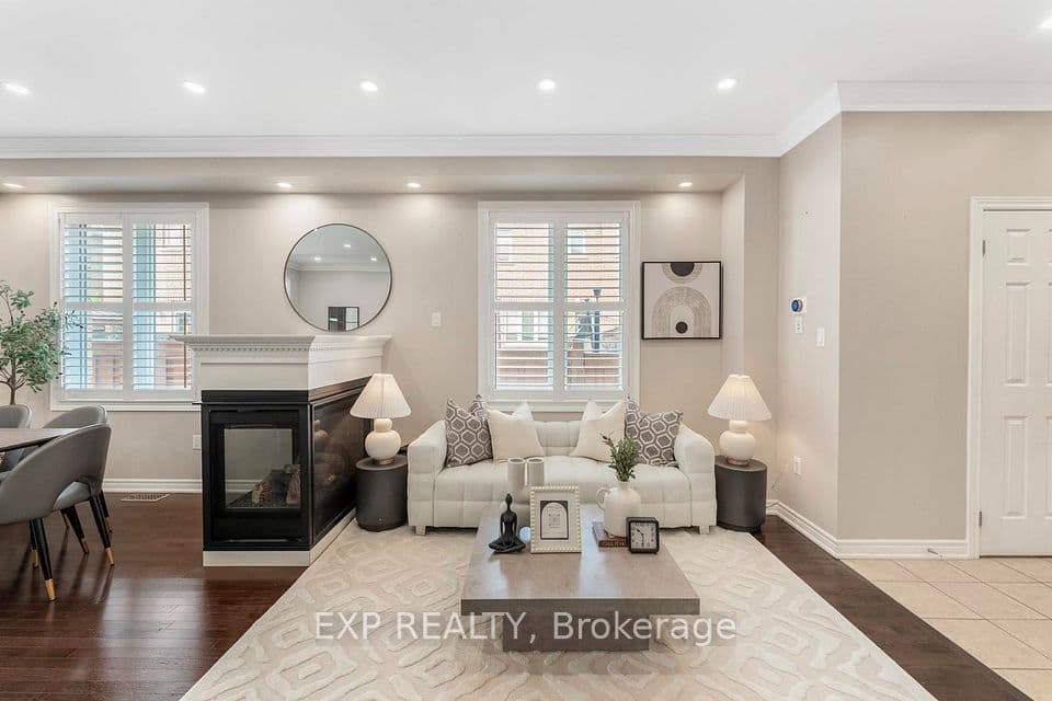 717 Megson Terrace, Milton, ON L9T 8K5 – photo 2