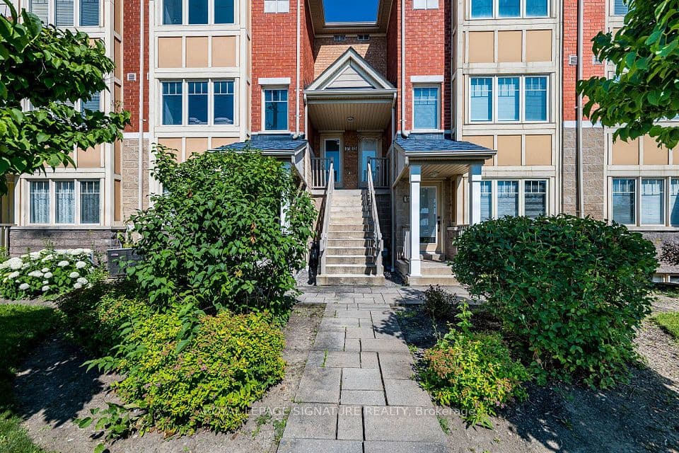 3985 Eglinton Avenue W 17, Mississauga, ON L5M 0E8 – main photo