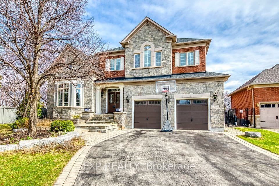 530 Golfview Court, Oakville, ON L6M 4W6 – photo 2
