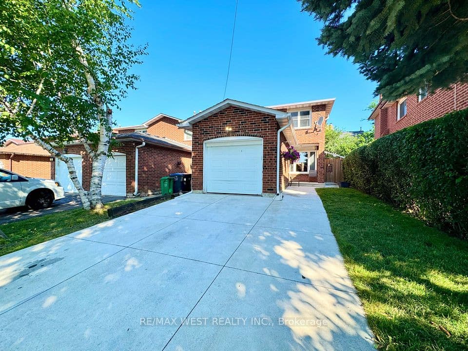 40 Maplehurst Square, Brampton, ON L6Z 1J6 – photo 2