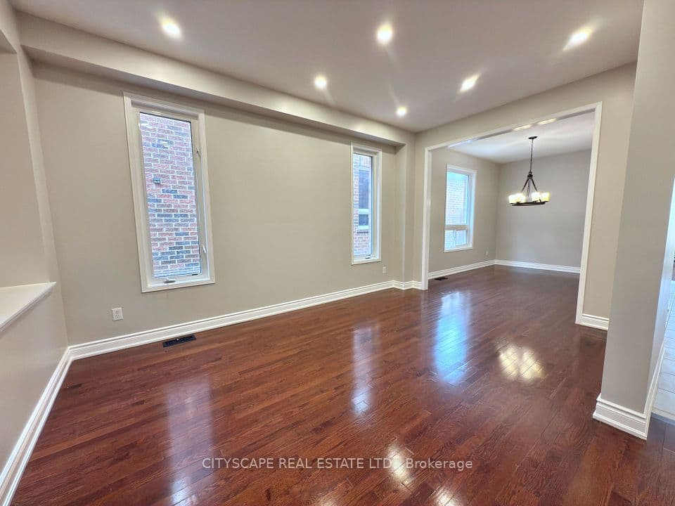 5409 Bestview Way, Mississauga, ON L5M 0B8 – photo 3