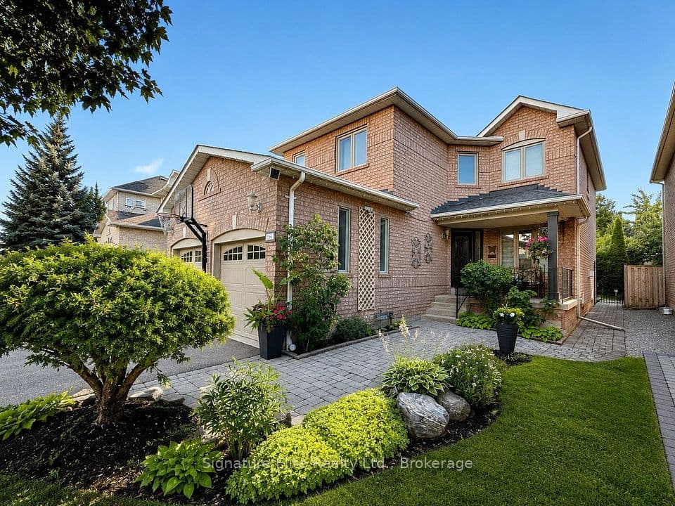 954 Mantle Crescent, Mississauga, ON L5V 2G4 – photo 2