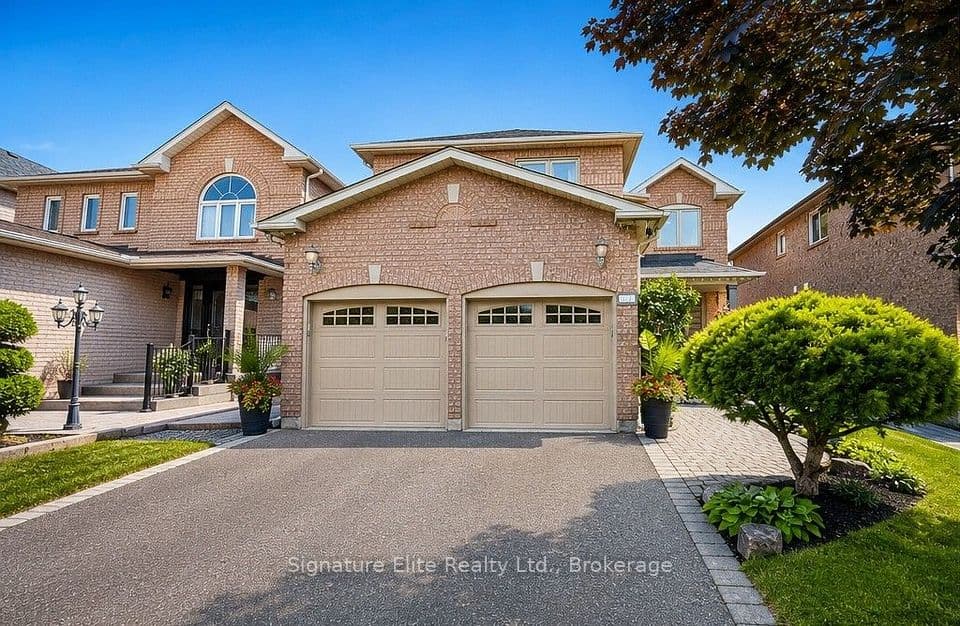 954 Mantle Crescent, Mississauga, ON L5V 2G4 – photo 3