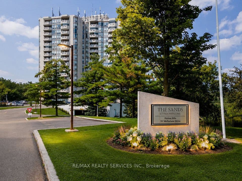 20 McFarlane Drive 107, Halton Hills, ON L7G 5J8 – main photo