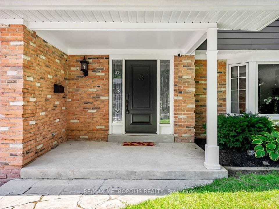 144 All Saints Crescent, Oakville, ON L6J 5Y8 – photo 3