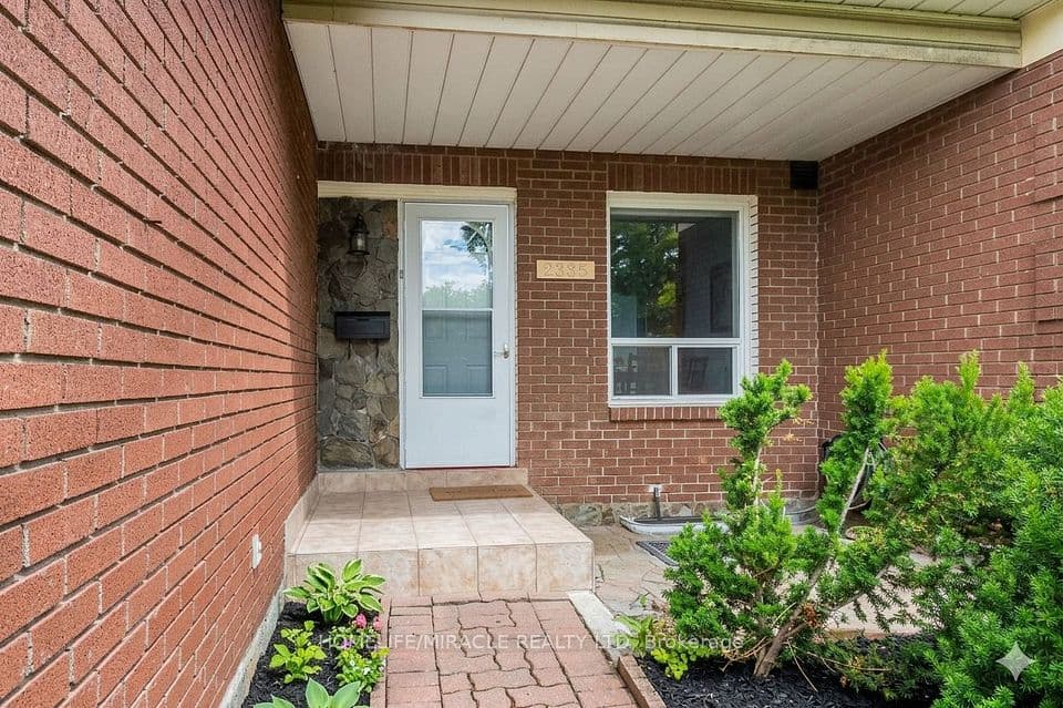 2335 Council Ring Road, Mississauga, ON L5L 1B9 – photo 3