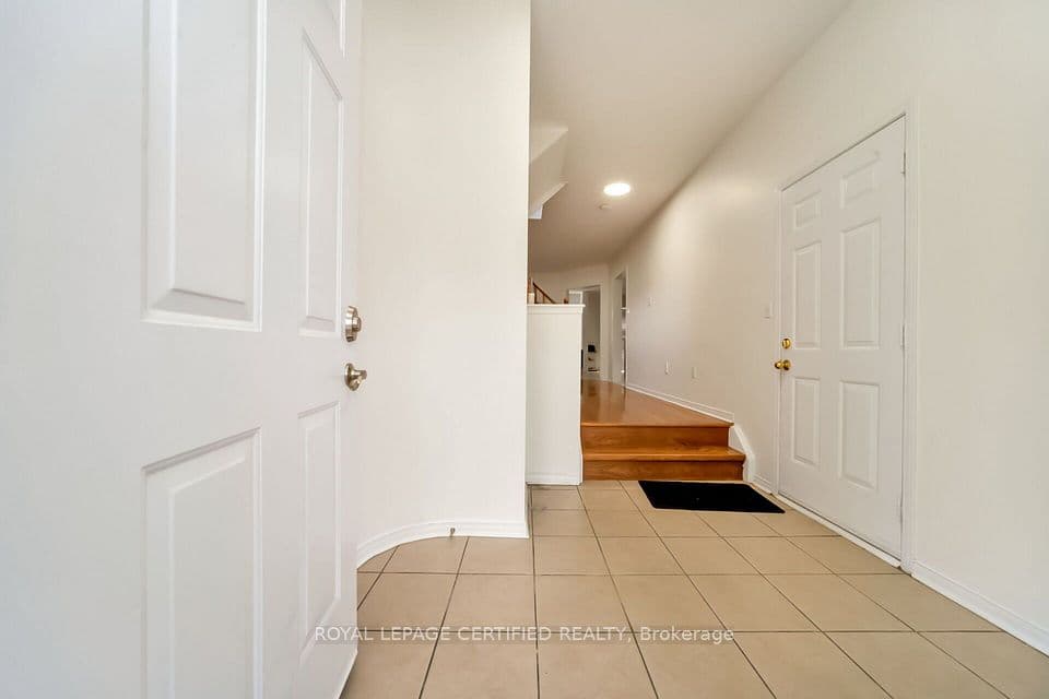 42 Trumpet Valley Boulevard, Brampton, ON L7A 3N8 – photo 3