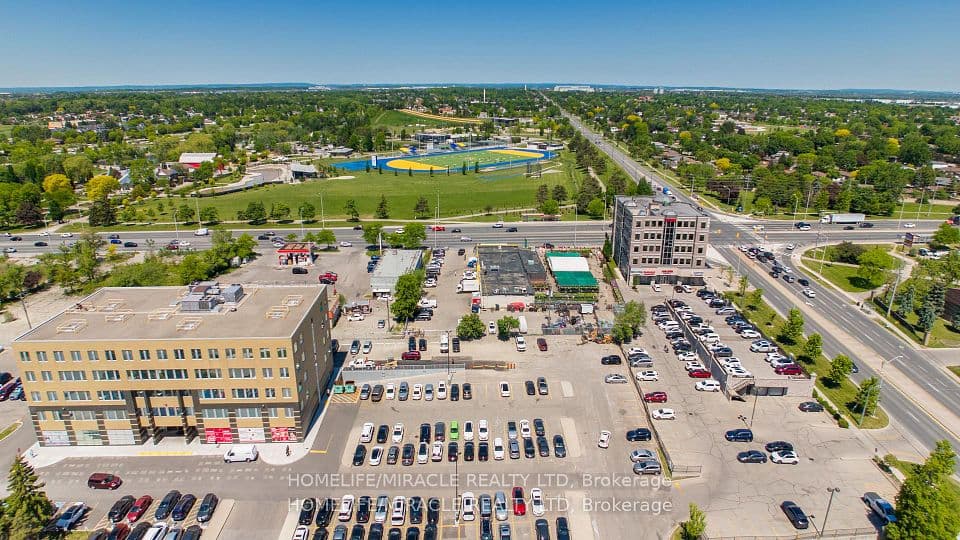 15 Kensington Road 907, Brampton, ON L6T 3W2 – photo 3
