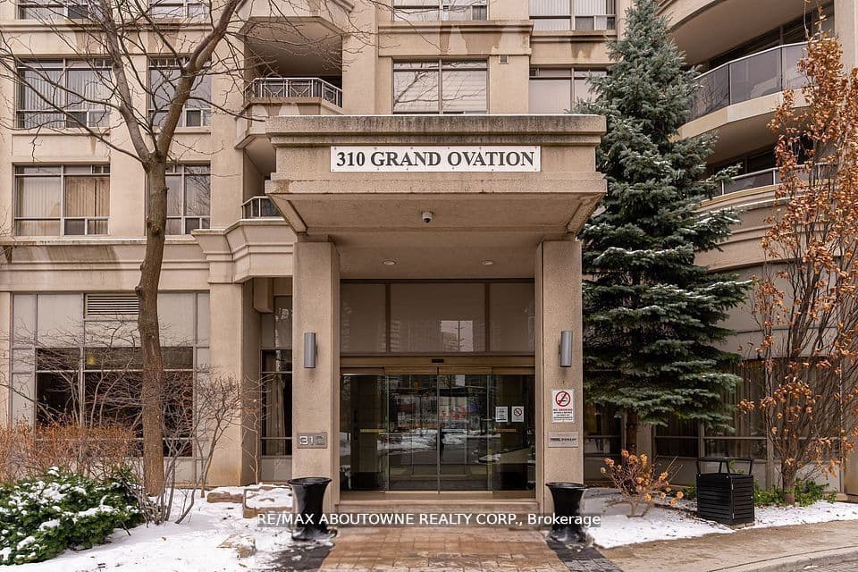 310 Burnhamthorpe Road W 401, Mississauga, ON L5B 4P9 – photo 3