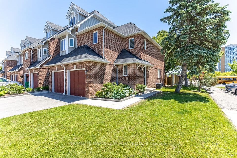 45 Bristol Road E 10, Mississauga, ON L4Z 3P5 – photo 3
