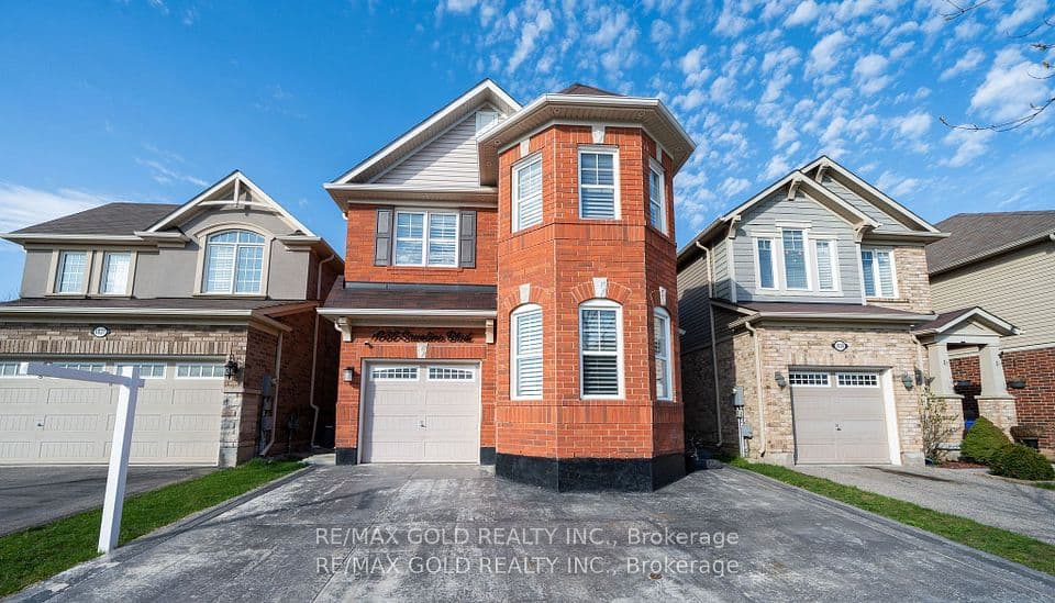 1035 SAVOLINE Boulevard, Milton, ON L9T 8P2 – main photo