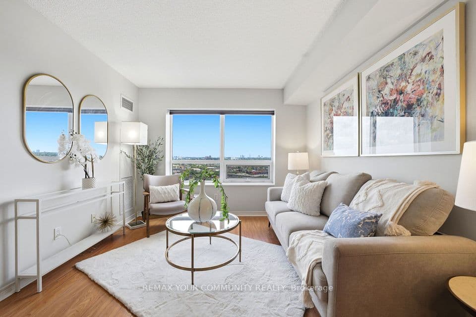 60 Heintzman Street 2102, Toronto, ON M6P 5A1 – photo 2