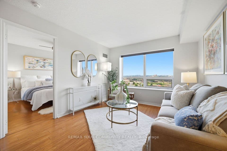 60 Heintzman Street 2102, Toronto, ON M6P 5A1 – photo 3