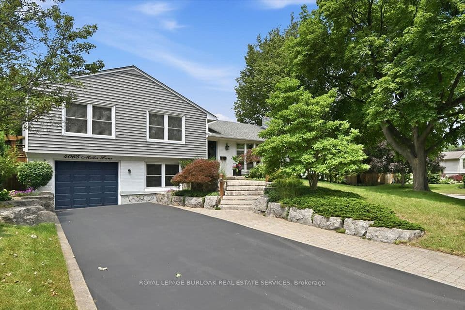 4065 Melba Lane, Burlington, ON L7L 2C2 – main photo