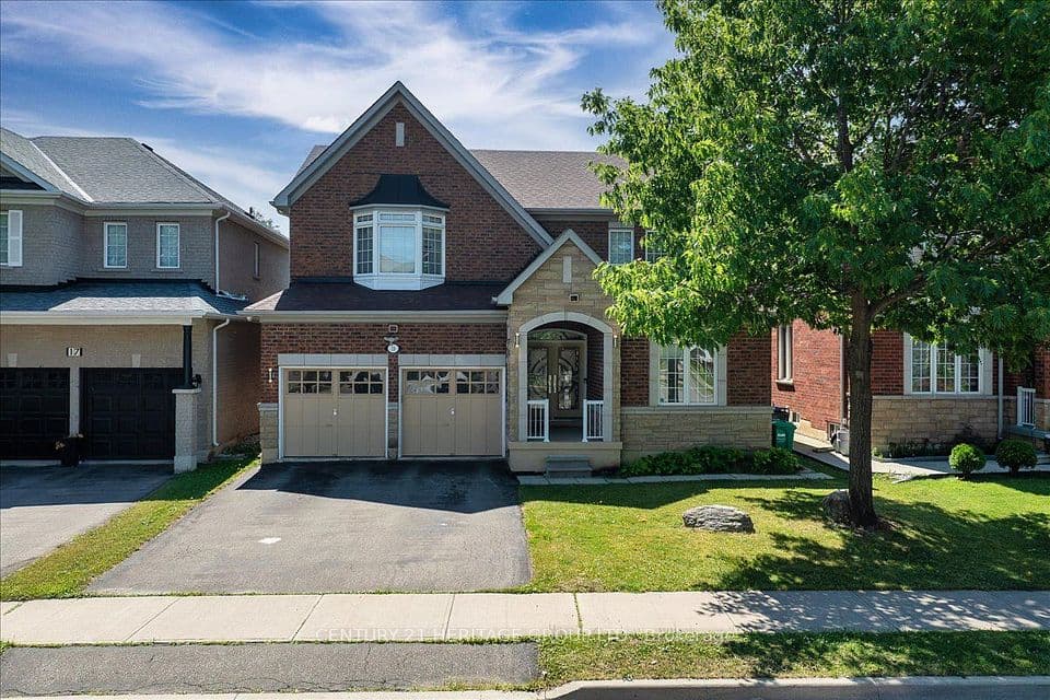 19 Reynolds Avenue, Brampton, ON L6P 2C1 – main photo
